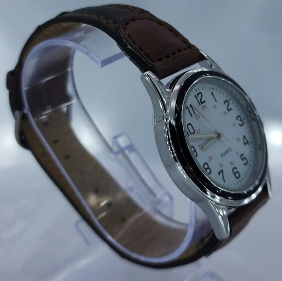 ACCUTIME watch - Picture 9 of 12